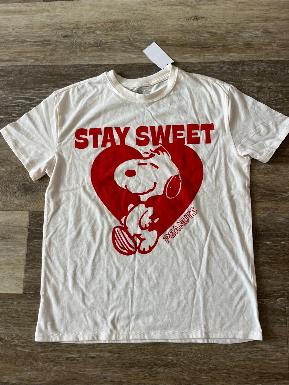 NWT Peanuts Girls Snoopy Graphic T-Shirt Ivory Size L (10/12)
